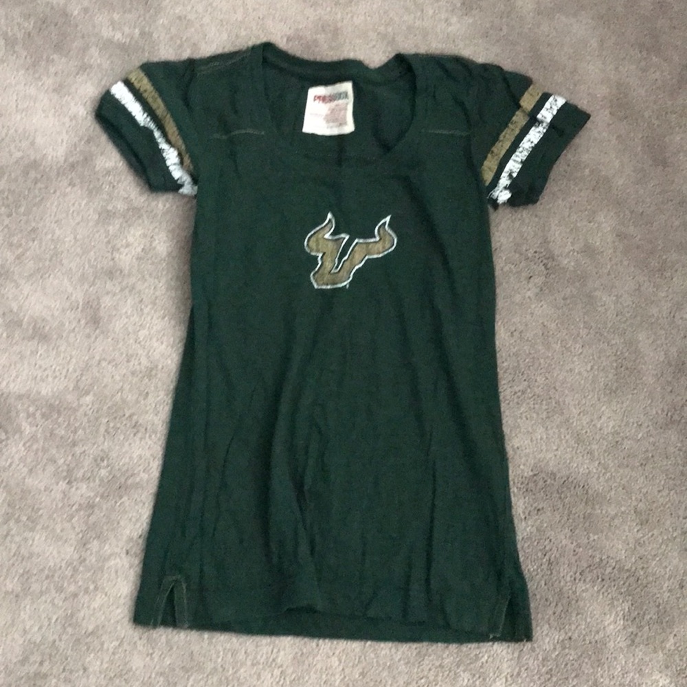 Usf bulls shirt no size tag. Looks like medium